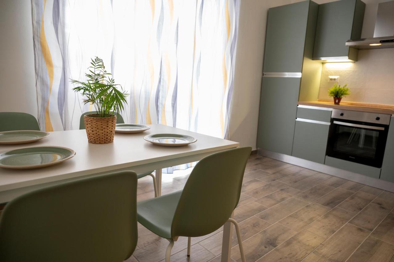 Antica Dogana Apartments Maestrale 泰拉奇纳 外观 照片